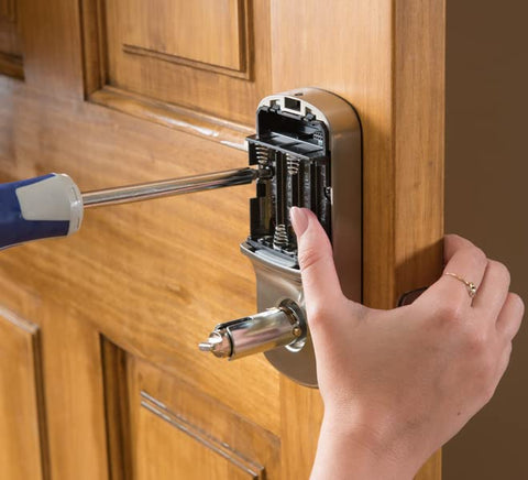 Yale Assure Lever